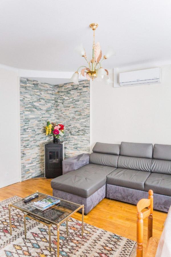 Les Rosiers - Maison Avec Jacuzzi Brive-la-Gaillarde Eksteriør billede
